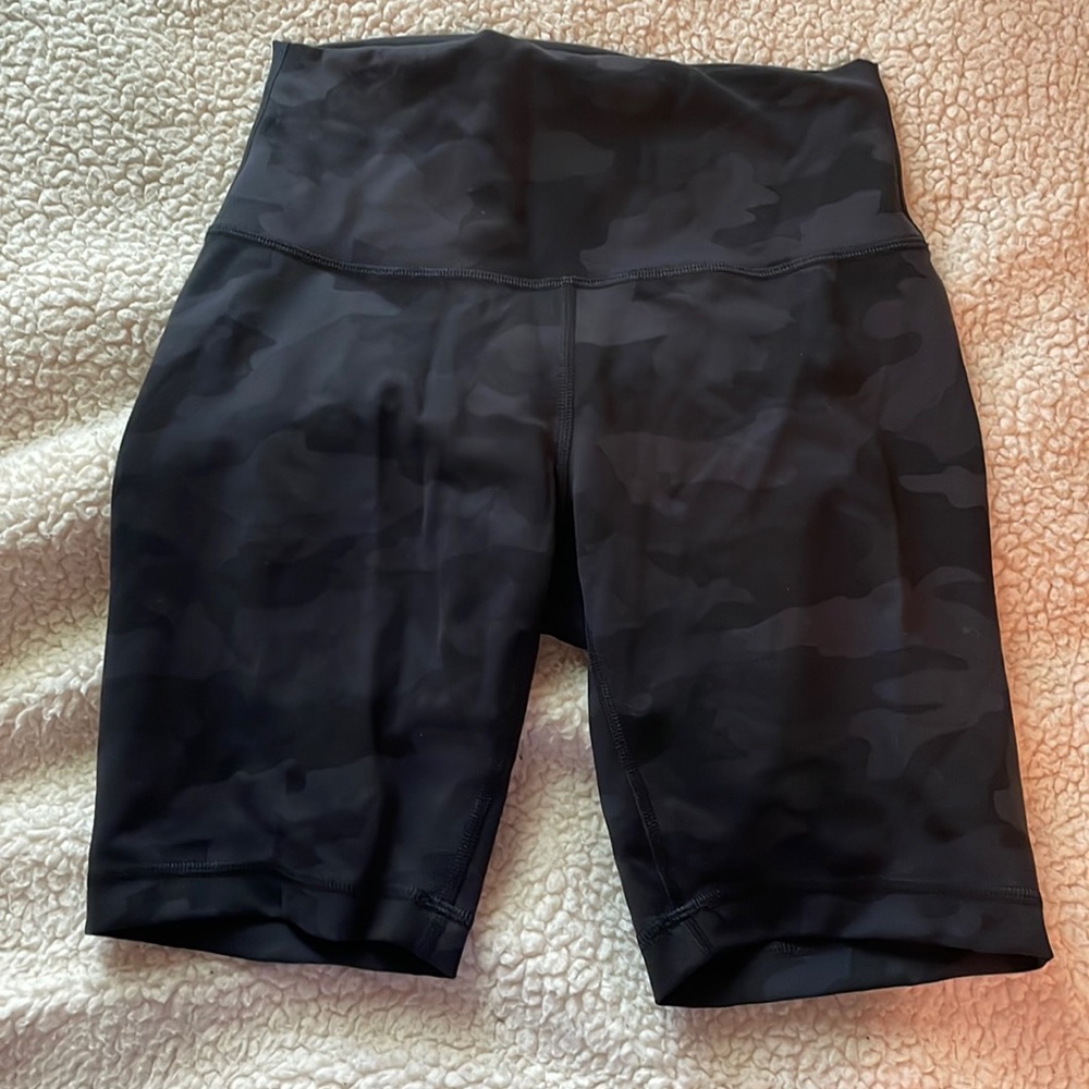 Lulu lemon biker short